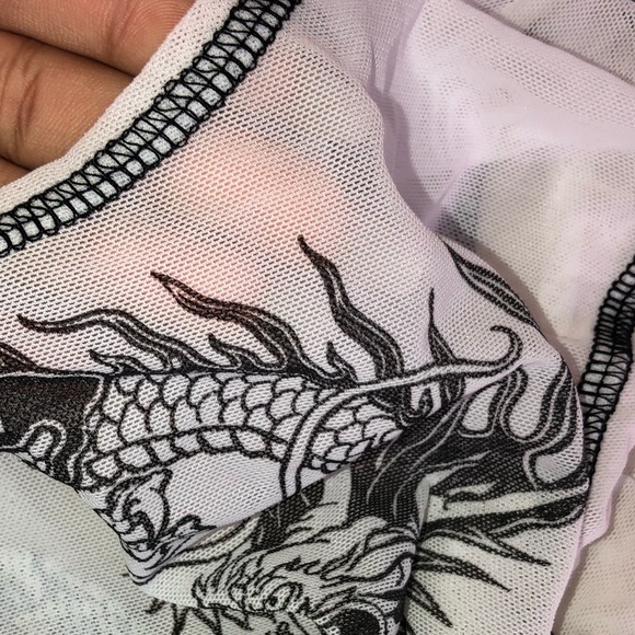 DRAGON CROP TOP (WHITE) - Picture 4 of 4